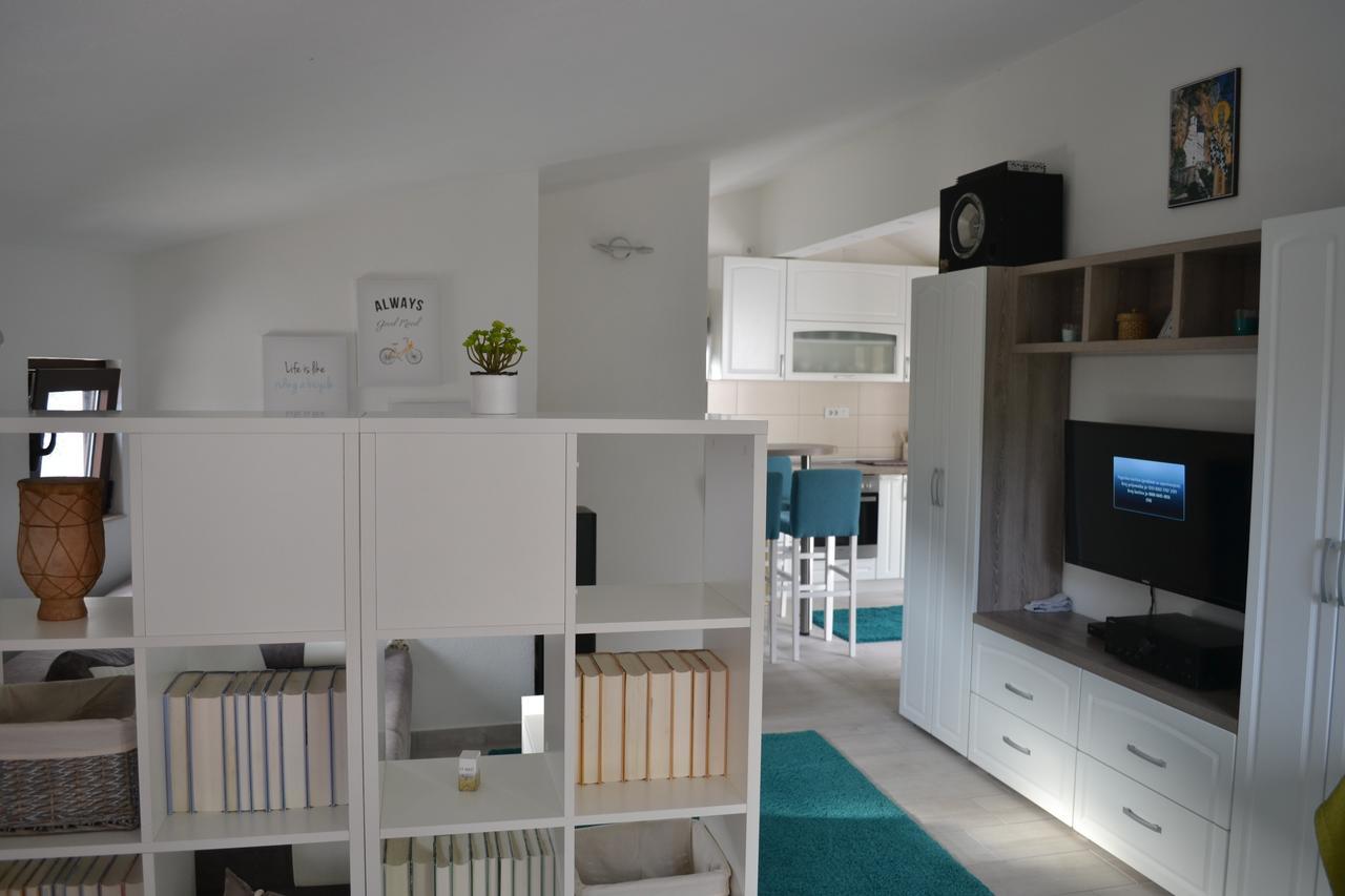 ריסאן Apartments Nikovic מראה חיצוני תמונה
